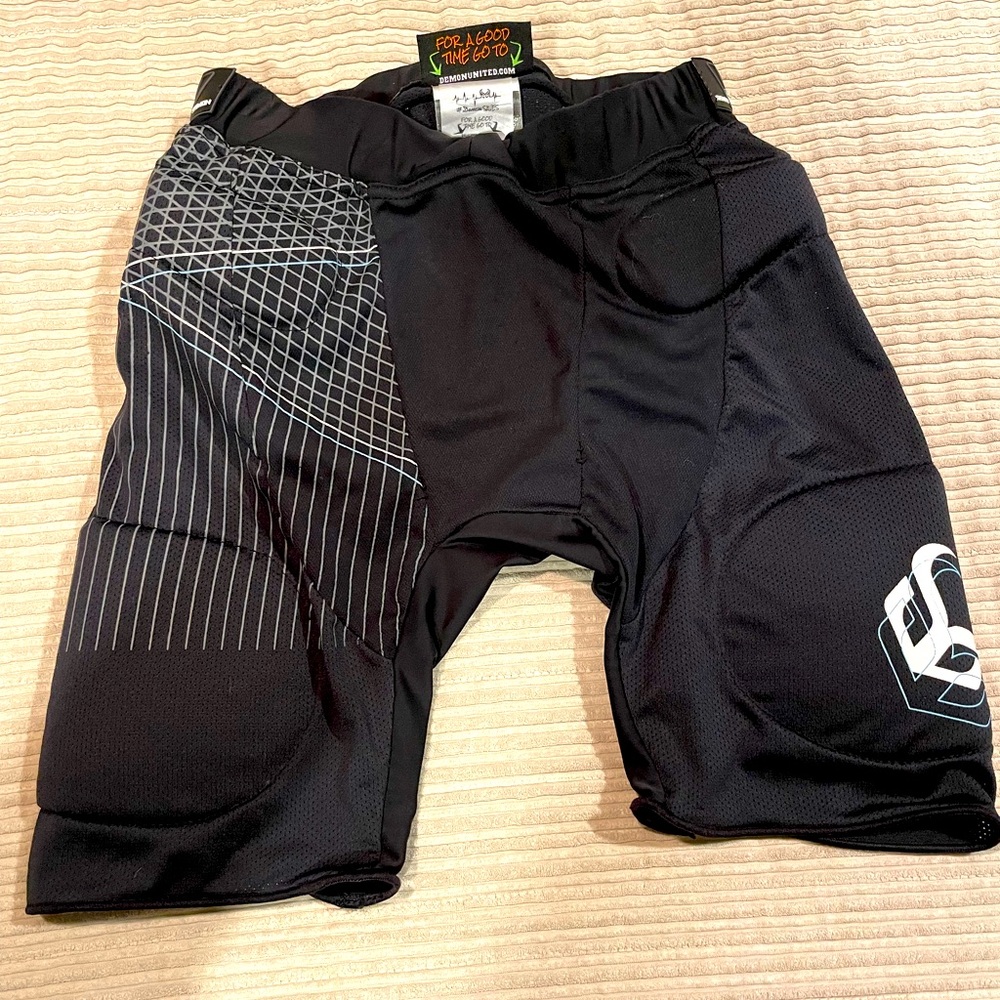 Demon Women’s protective Sham